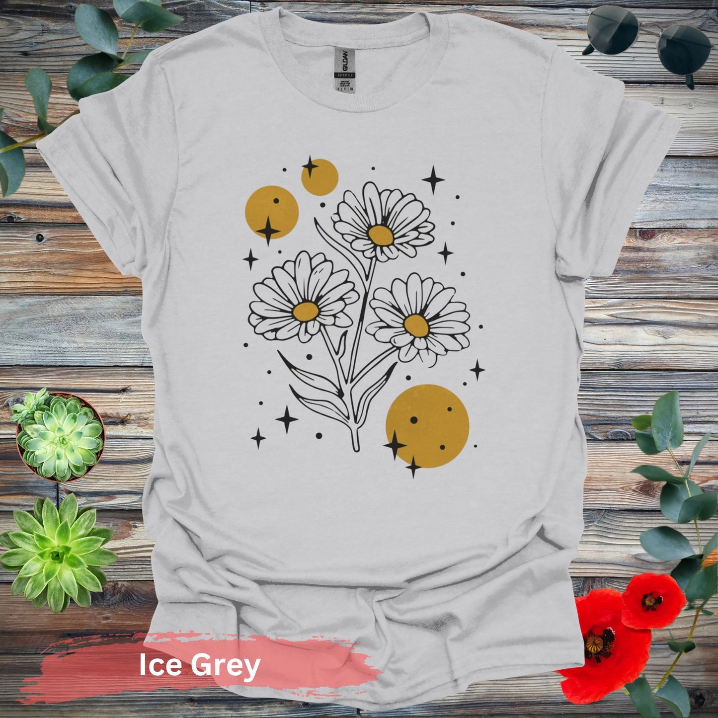 Daisy and Starburst Graphic Design T-Shirt - S / Ice Grey - Physical Item