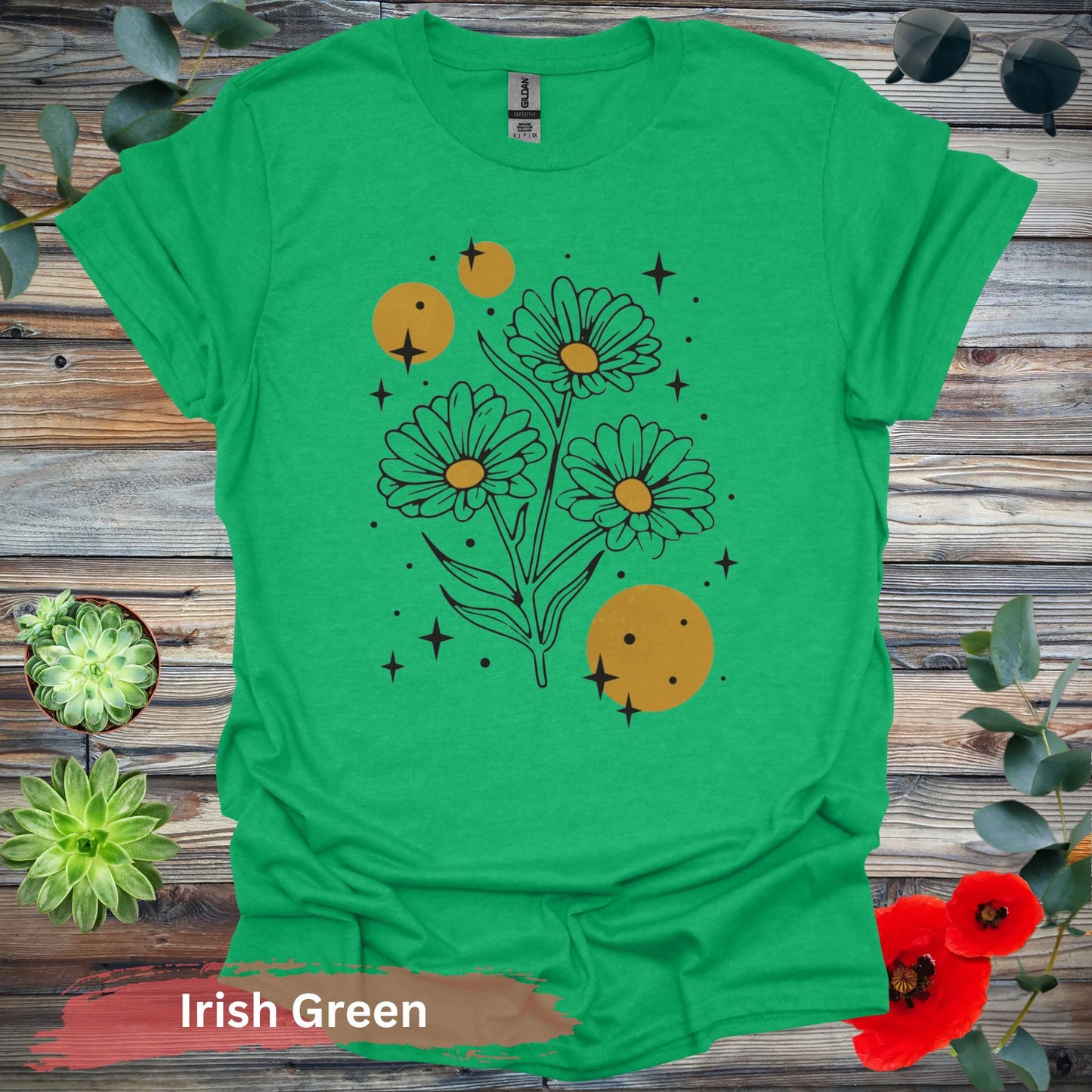 Daisy and Starburst Graphic Design T-Shirt - S / Irish Green - Physical Item