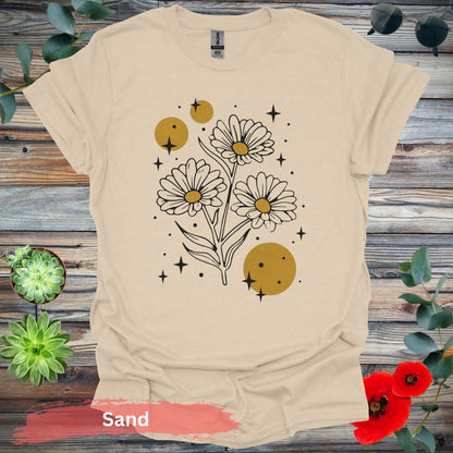 Daisy and Starburst Graphic Design T-Shirt - S / Sand - Physical Item