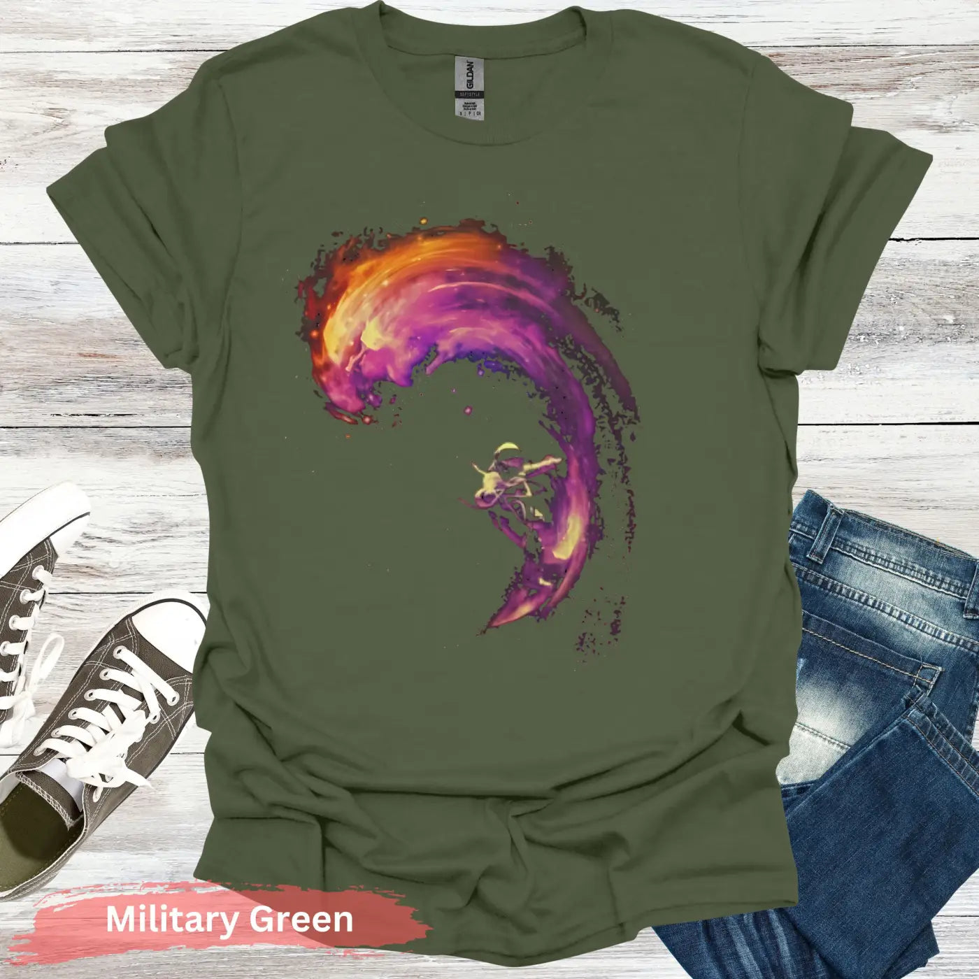 Abstract Wave & Humanoid T-Shirt - S / Military Green - Physical Item