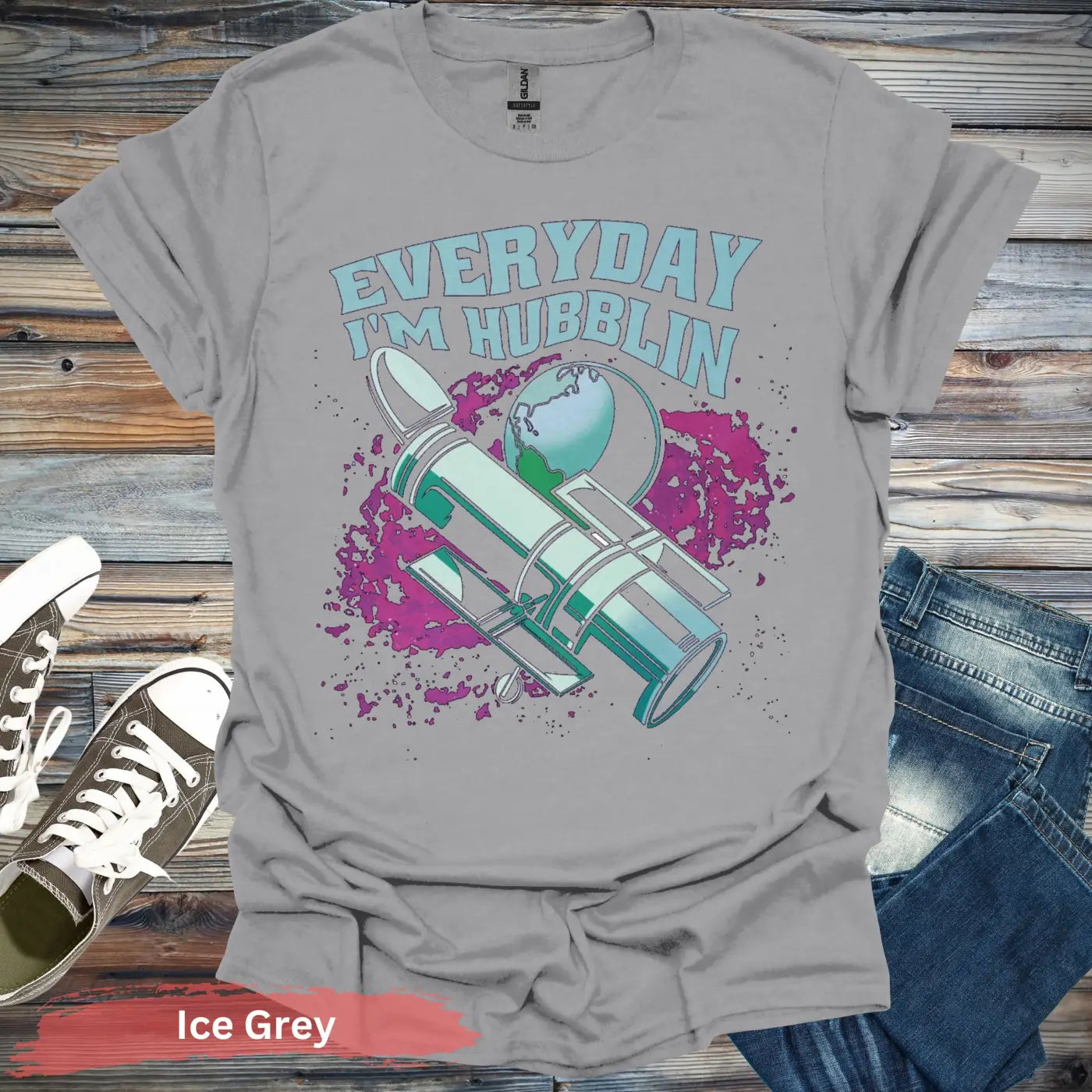 Everyday I’m Hubblin Astronaut T-shirt - S / Ice Grey - Physical Item