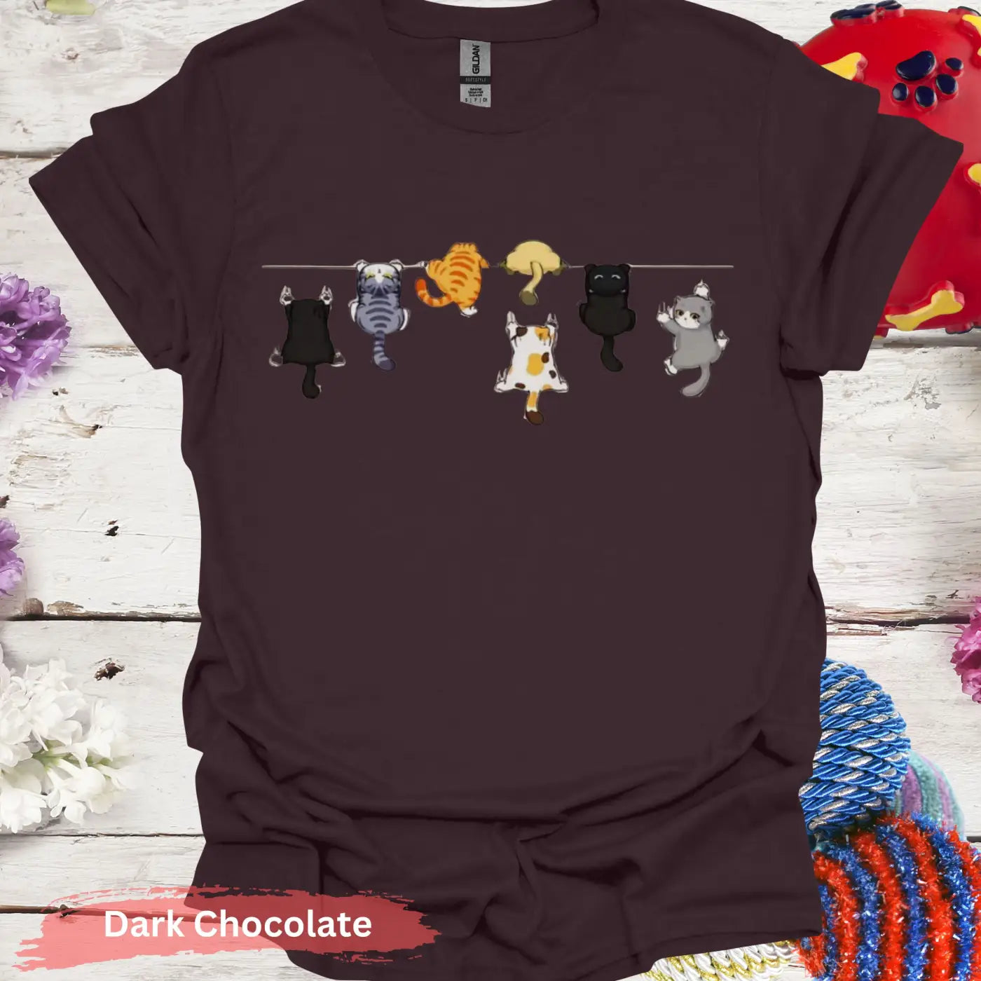 Funny Hanging Cats on a ClotheslineT-shirt - S / Dark Chocolate - Physical Item