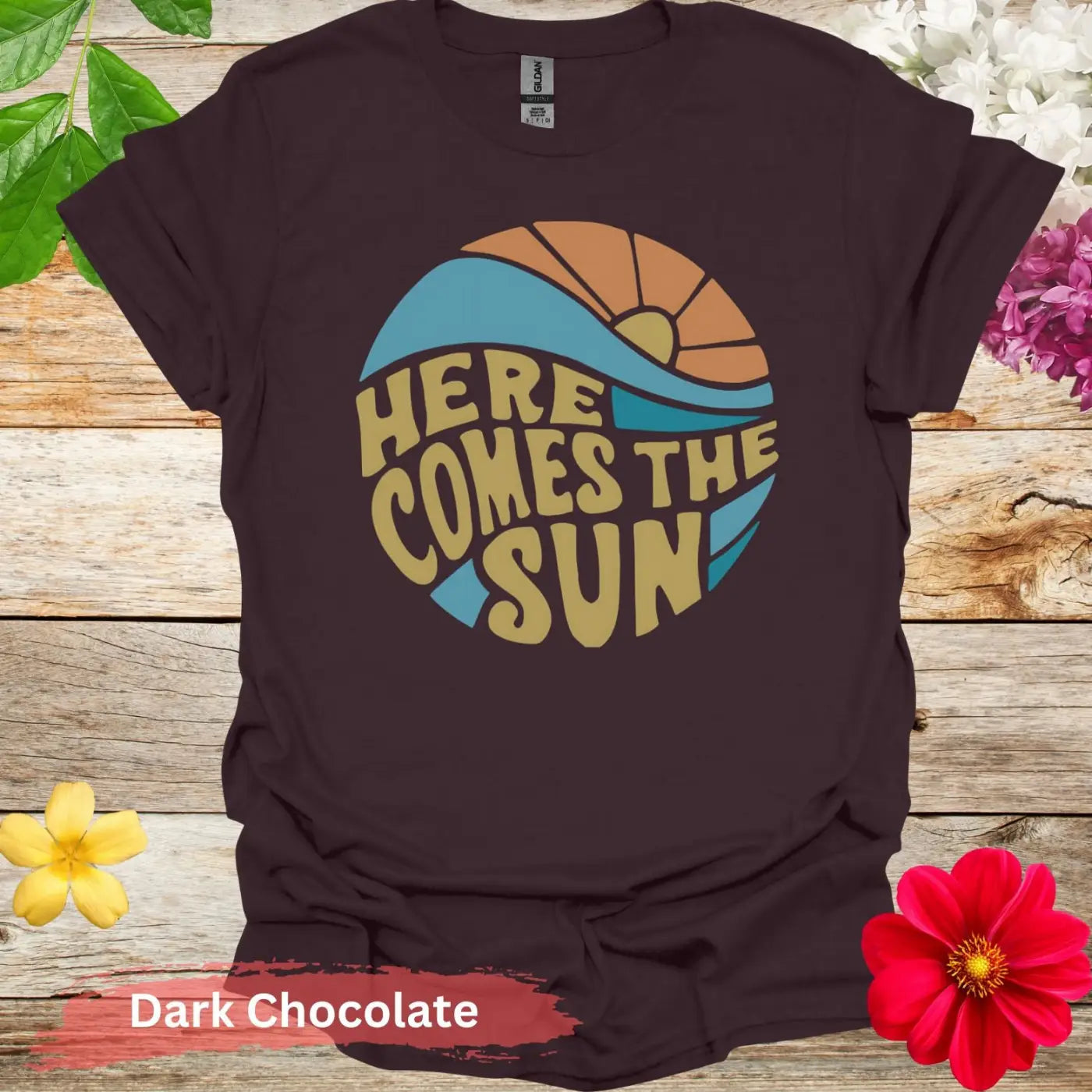 Here Comes The Sun Graphic T-Shirt - S / Dark Chocolate - Physical Item