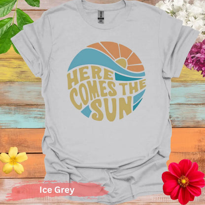 Here Comes The Sun Graphic T-Shirt - S / Ice Grey - Physical Item