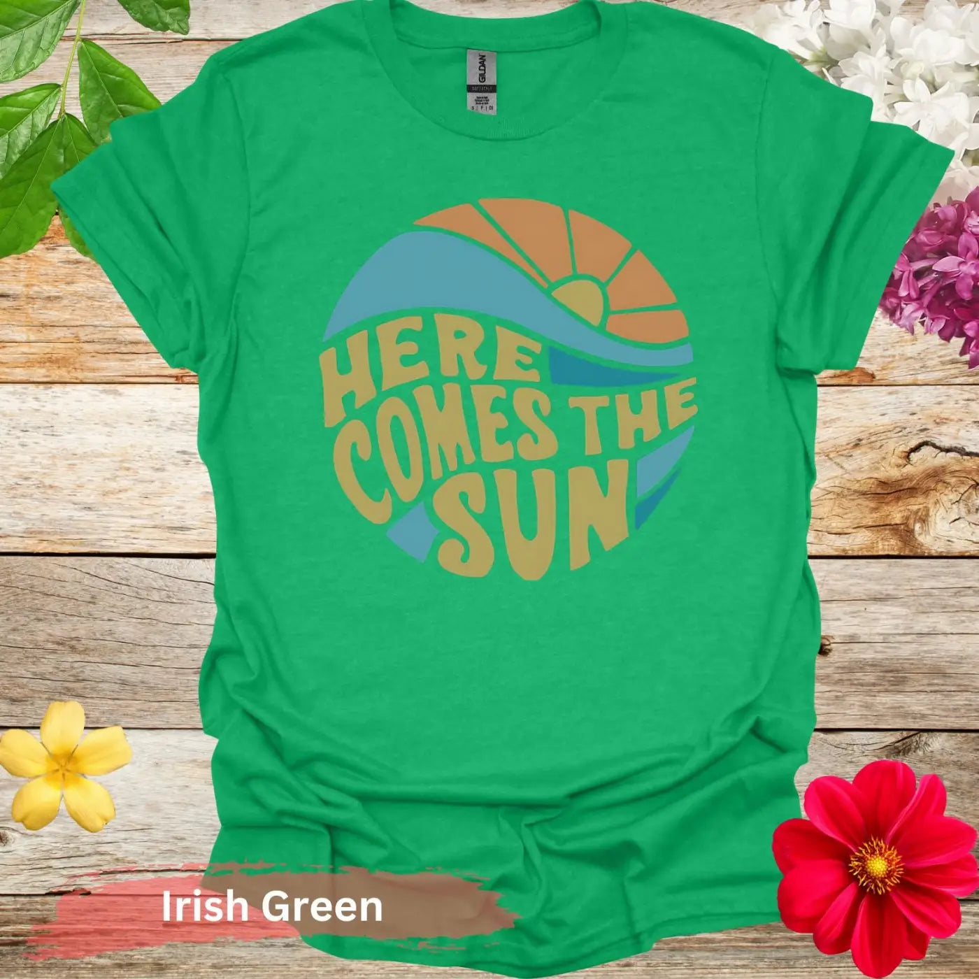 Here Comes The Sun Graphic T-Shirt - S / Irish Green - Physical Item