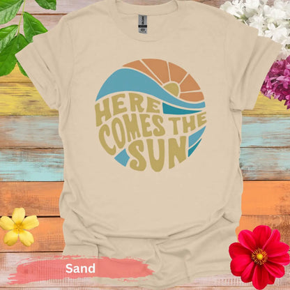 Here Comes The Sun Graphic T-Shirt - S / Sand - Physical Item