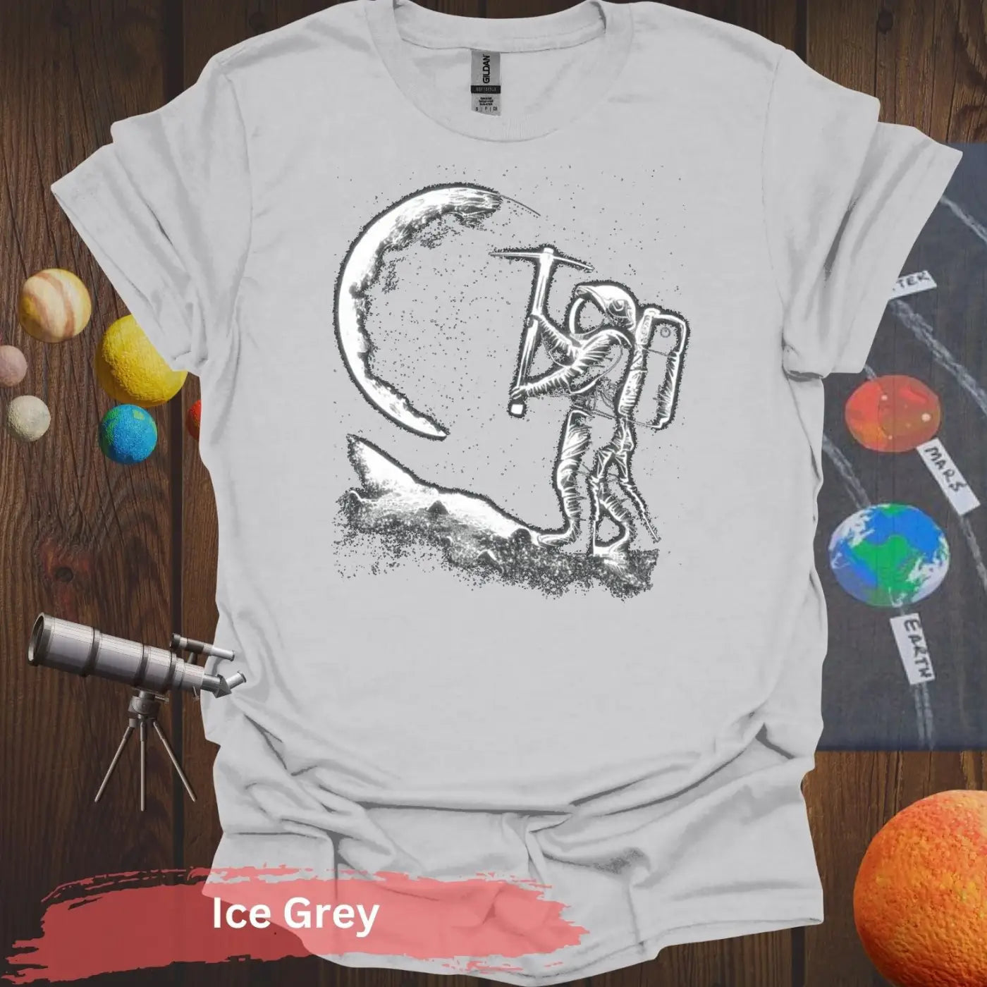 Lunar Miner: Astronaut Moon Chiseling T-Shirt - S - Unisex / Ice Grey - Physical Item