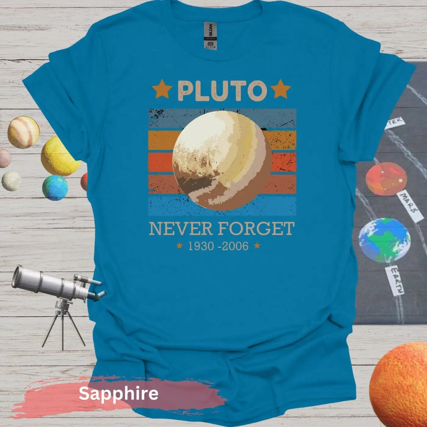 Retro Style Never Forget Pluto 1930-2006 T-Shirt - S / Sapphire - Physical Item